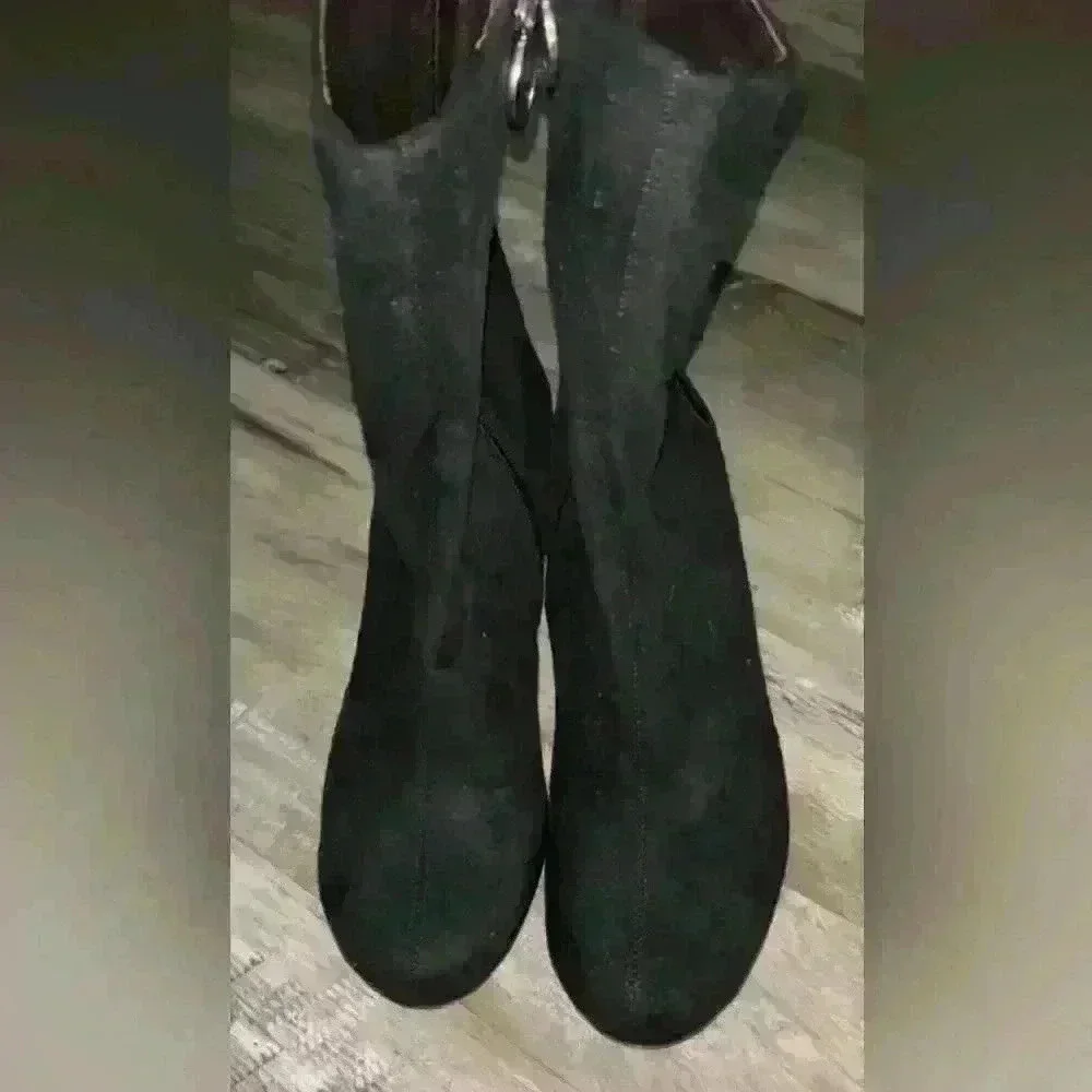 Donald J. Pliner Black Suede Heeled Boot with Faux Croc Embossing Size 6 1/2 M